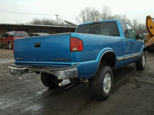 1GCDT19W5YK161420 - 2000 CHEVROLET S TRUCK S1 BLUE photo 4