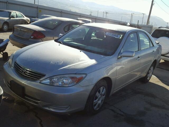 4T1BE32K63U717330 - 2003 TOYOTA CAMRY LE SILVER photo 2