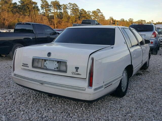 1G6KD54Y9WU783687 - 1998 CADILLAC DEVILLE WHITE photo 4