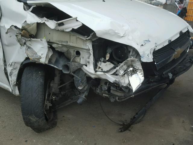 KL1TD5DE8BB197356 - 2011 CHEVROLET AVEO LS WHITE photo 9
