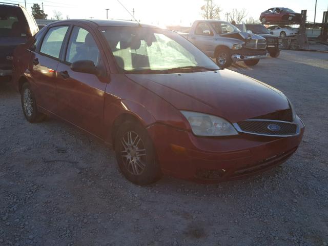 1FAHP34N05W163635 - 2005 FORD FOCUS ZX4 RED photo 1