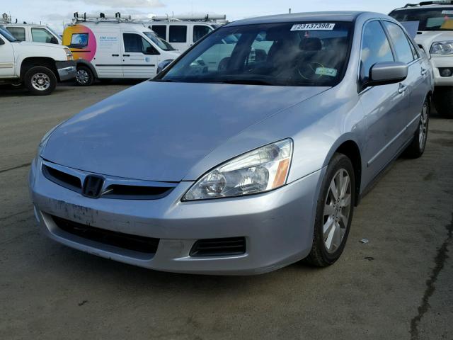 1HGCM66487A096805 - 2007 HONDA ACCORD SE SILVER photo 2