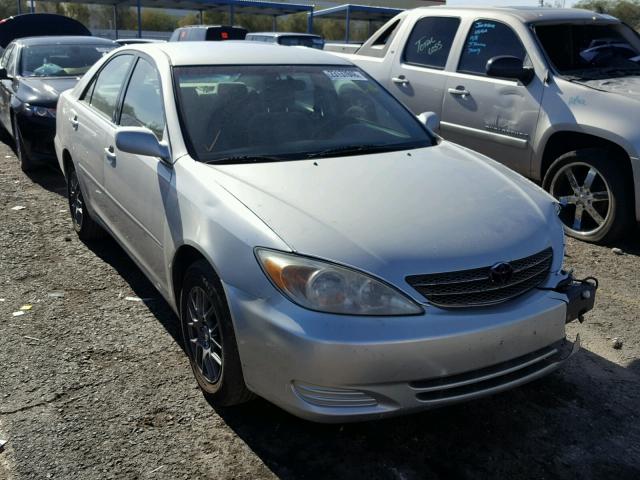 4T1BE32K04U882260 - 2004 TOYOTA CAMRY LE SILVER photo 1