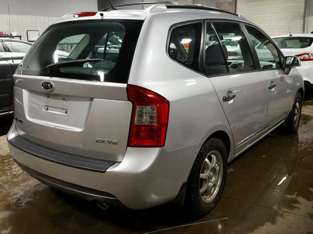 KNAFG526077069547 - 2007 KIA RONDO LX GRAY photo 4