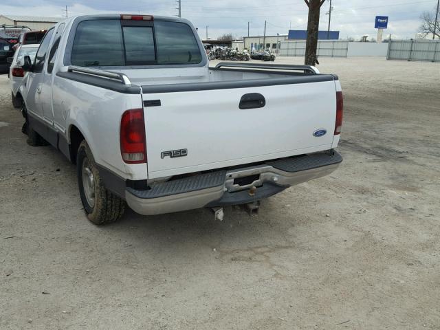 1FTDX1768VNB01472 - 1997 FORD F150 WHITE photo 3