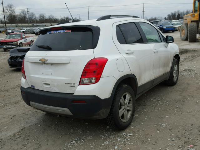 3GNCJRSBXFL199560 - 2015 CHEVROLET TRAX 1LT WHITE photo 4