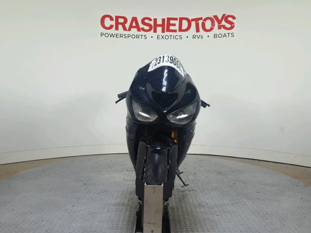 JKBZXJC195A015083 - 2005 KAWASAKI ZX636 C1 BLACK photo 3