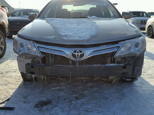 4T4BF1FK8ER357174 - 2014 TOYOTA CAMRY L GOLD photo 9