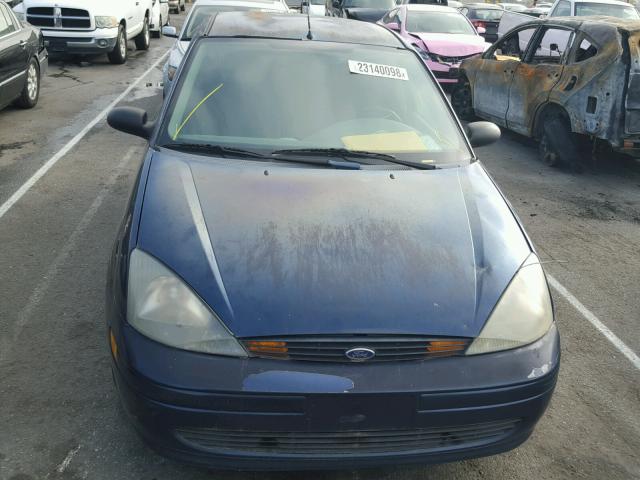 1FAFP33Z53W269359 - 2003 FORD FOCUS LX BLUE photo 9