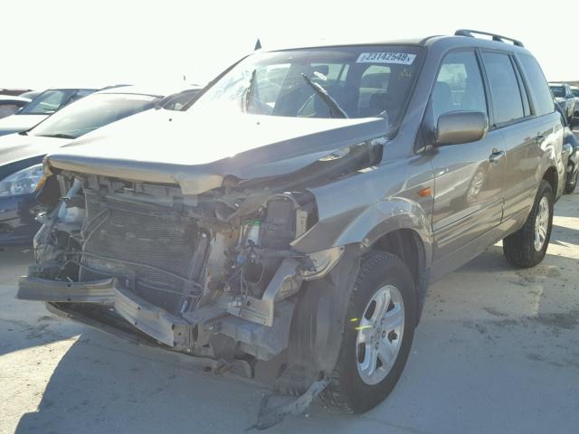 5FNYF28208B013279 - 2008 HONDA PILOT VP GOLD photo 2