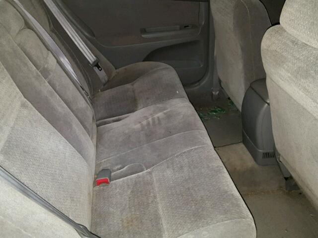 JTDBF32KX30120819 - 2003 TOYOTA CAMRY LE SILVER photo 6