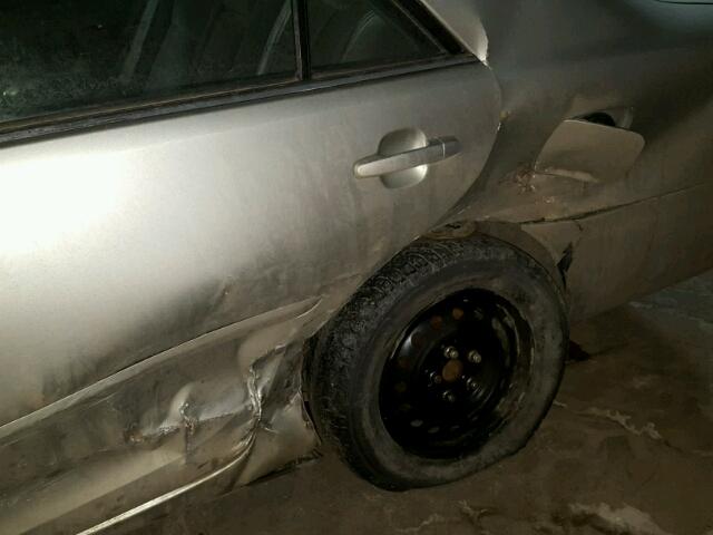 JTDBF32KX30120819 - 2003 TOYOTA CAMRY LE SILVER photo 9