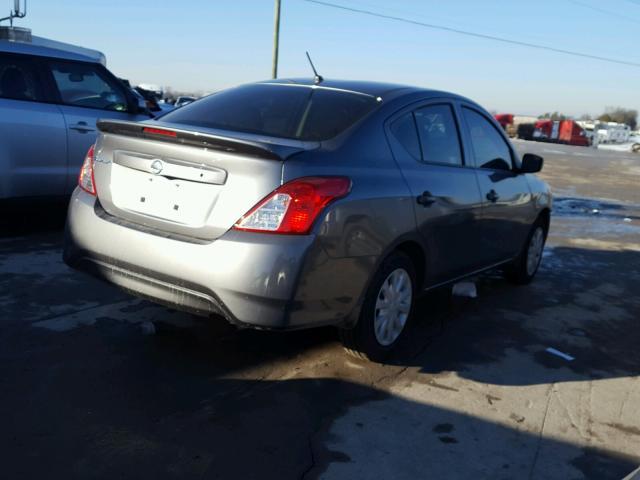 3N1CN7APXHL901624 - 2017 NISSAN VERSA S GRAY photo 4