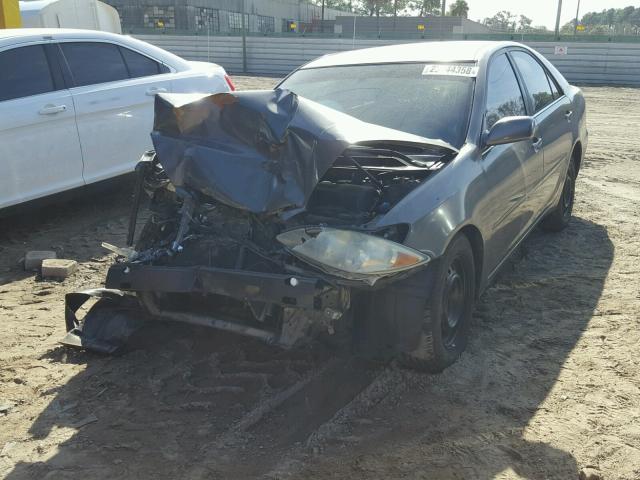 4T1BE32K85U506973 - 2005 TOYOTA CAMRY LE GRAY photo 2