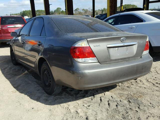 4T1BE32K85U506973 - 2005 TOYOTA CAMRY LE GRAY photo 3