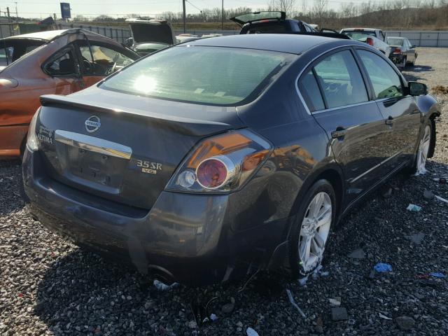 1N4BL2APXAC181251 - 2010 NISSAN ALTIMA SR GRAY photo 4