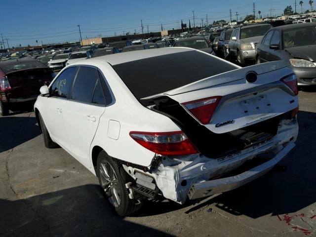 4T1BF1FK7GU258410 - 2016 TOYOTA CAMRY LE WHITE photo 3