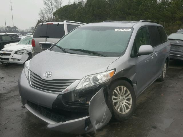 5TDYK3DC0BS149382 - 2011 TOYOTA SIENNA XLE SILVER photo 2