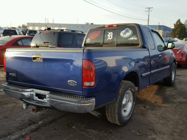 1FTZX1762WNC32789 - 1998 FORD F150 BLUE photo 4