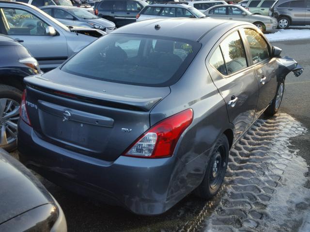 3N1CN7AP6HL871974 - 2017 NISSAN VERSA S GRAY photo 4