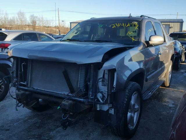 3GNFK12397G292472 - 2007 CHEVROLET AVALANCHE GRAY photo 2