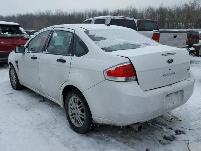 1FAHP35N58W130522 - 2008 FORD FOCUS SE WHITE photo 3