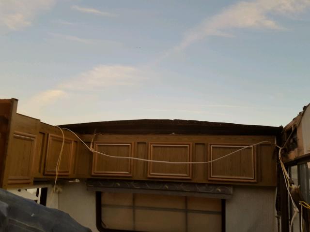 1EC1L2929L2857710 - 1990 TRAIL KING PROWLER WHITE photo 9