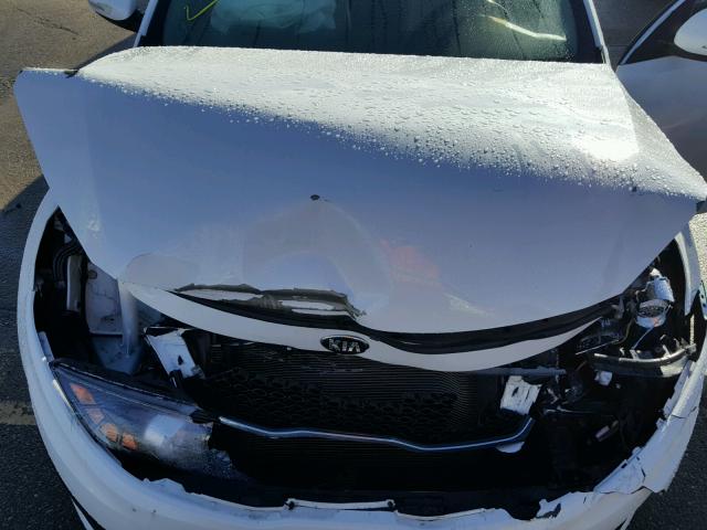 5XXGN4A79DG256354 - 2013 KIA OPTIMA EX WHITE photo 7