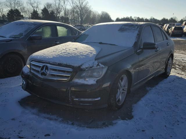 WDDGF4HB8CR200849 - 2012 MERCEDES-BENZ C 250 BLACK photo 2