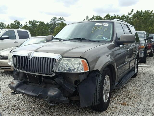 5LMFU27R23LJ49651 - 2003 LINCOLN NAVIGATOR BROWN photo 2