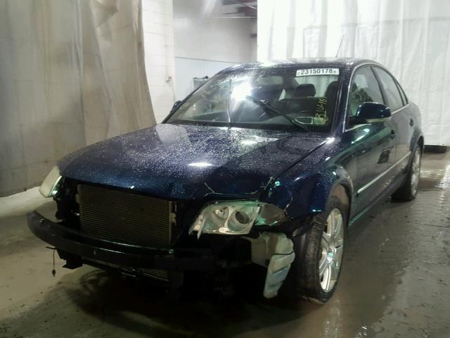WVWRU63B45P028166 - 2005 VOLKSWAGEN PASSAT GLX 蓝色 照片 2