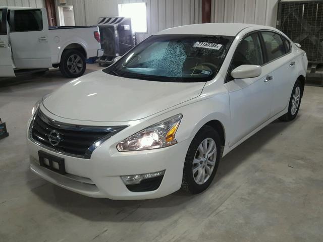 1N4AL3AP8EC267228 - 2014 NISSAN ALTIMA 2.5 WHITE photo 2