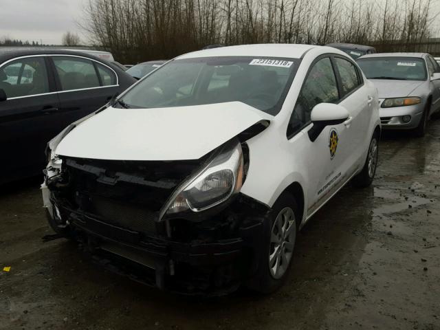 KNADM4A38F6509570 - 2015 KIA RIO LX Սպիտակ լուսանկար 2