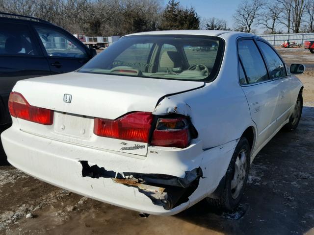 1HGCG667XXA093096 - 1999 HONDA ACCORD EX WHITE photo 4