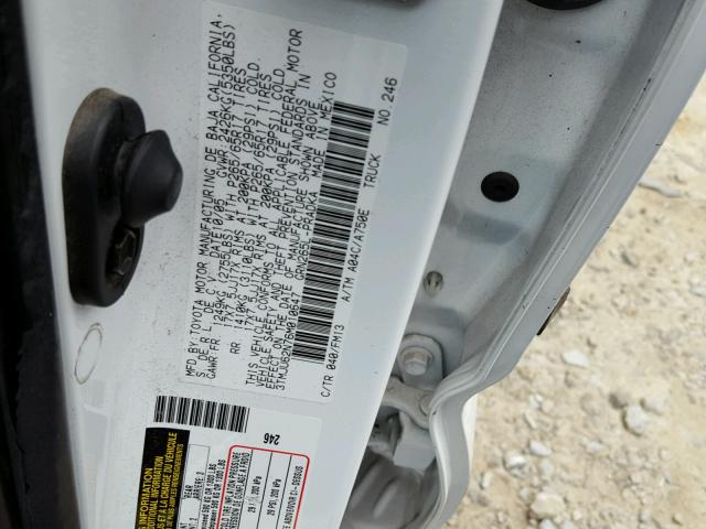 3TMJU62N76M010647 - 2006 TOYOTA TACOMA DOU WHITE photo 10