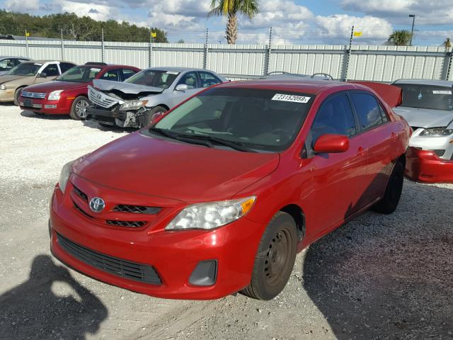 2T1BU4EEXBC649564 - 2011 TOYOTA COROLLA BA RED photo 2