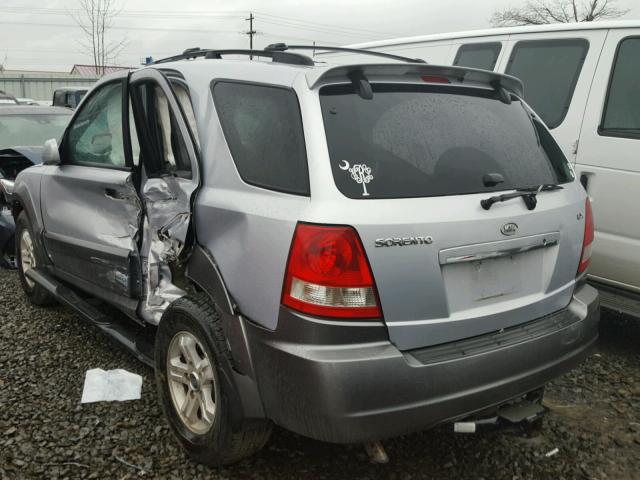 KNDJC733855367748 - 2005 KIA SORENTO EX SILVER photo 3