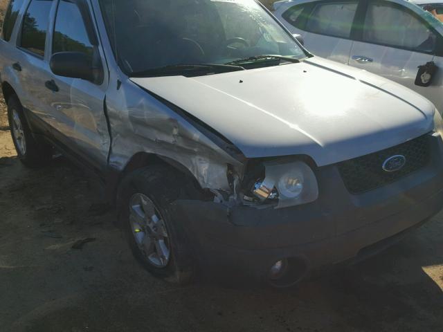 1FMYU03125KD64701 - 2005 FORD ESCAPE XLT SILVER photo 9