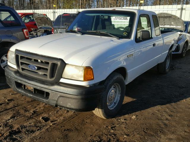 1FTYR14UX4PA78164 - 2004 FORD RANGER SUP WHITE photo 2
