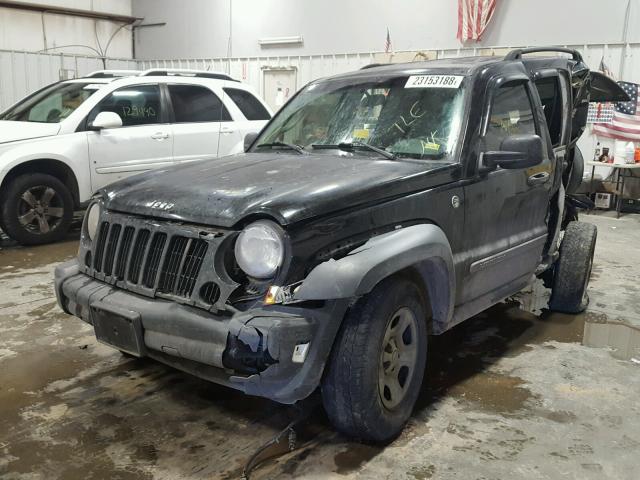 1J4GL48K06W260045 - 2006 JEEP LIBERTY SP GRAY photo 2