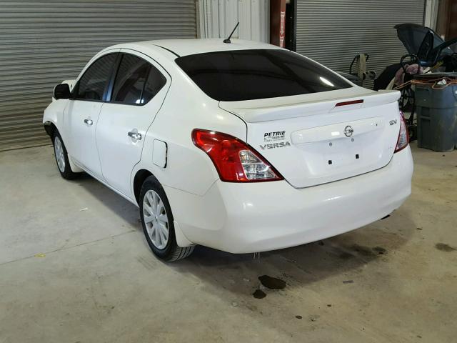 3N1CN7AP2DL820899 - 2013 NISSAN VERSA S WHITE photo 3