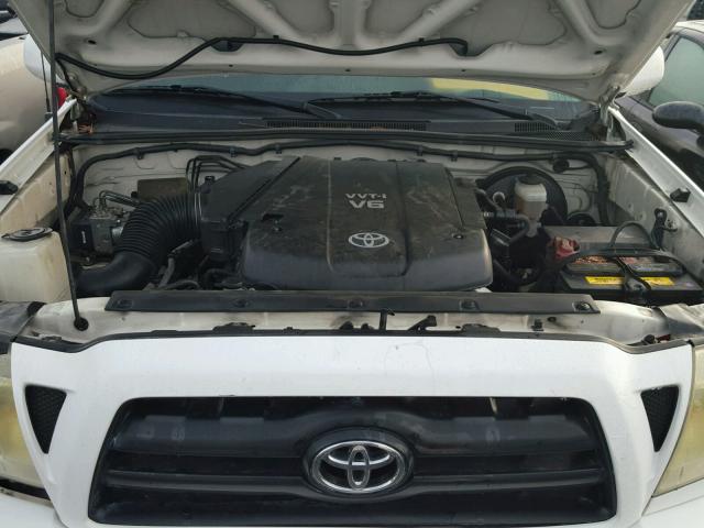 5TEUU42N57Z382316 - 2007 TOYOTA TACOMA ACC WHITE photo 7