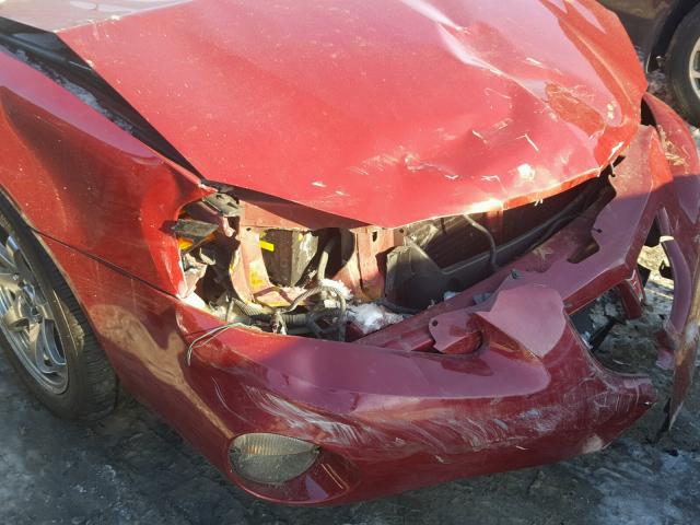 2G2WR524641146401 - 2004 PONTIAC GRAND PRIX MAROON photo 9