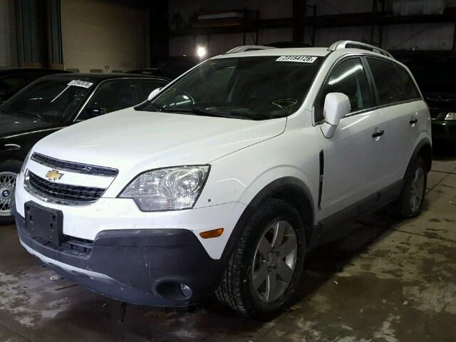 3GNAL2EK9CS539464 - 2012 CHEVROLET CAPTIVA SP WHITE photo 2