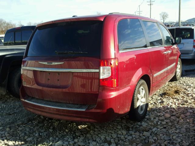 2A4RR5DG4BR750893 - 2011 CHRYSLER TOWN & COU MAROON photo 4