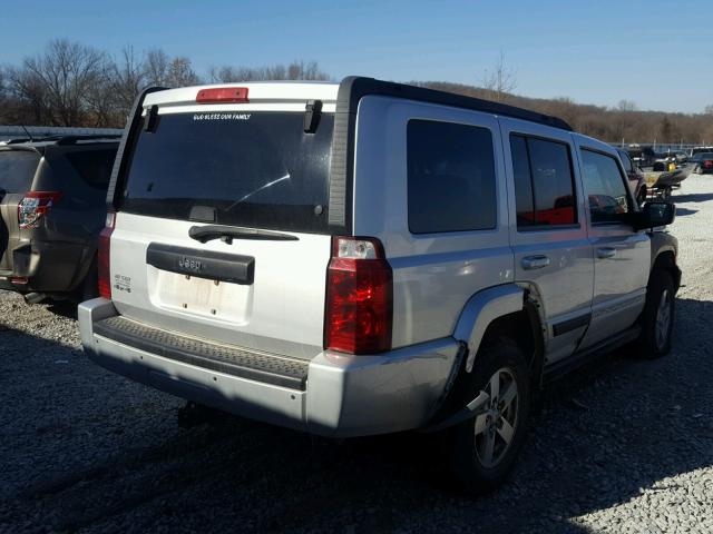 1J8HG48K38C221736 - 2008 JEEP COMMANDER WHITE photo 4