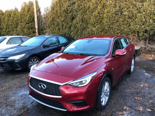 SJKCH5CP5JA041065 - 2018 INFINITI QX30 BASE BURGUNDY photo 1