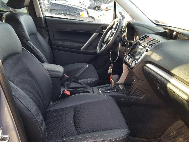 JF2SJGEC7HH436327 - 2017 SUBARU FORESTER 2 SILVER photo 5