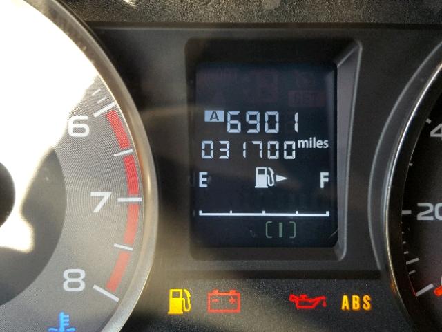 JF2SJGEC7HH436327 - 2017 SUBARU FORESTER 2 SILVER photo 8