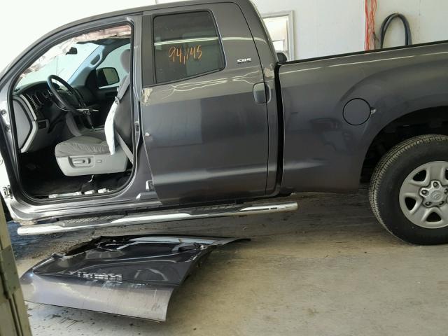 5TFUW5F14DX283142 - 2013 TOYOTA TUNDRA DOU GRAY photo 9